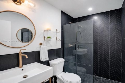 Touwnhouse à louer à Fort Lauderdale, Floride: 3 chambres, 162.02 m2 № 2049368 - photo 29