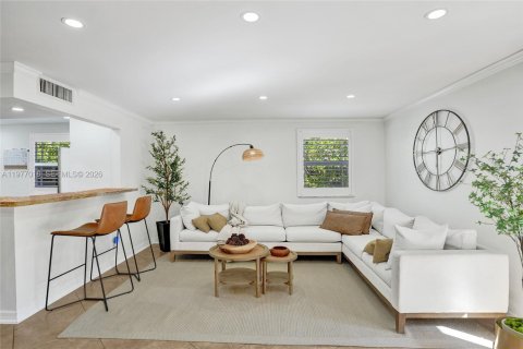 Touwnhouse à louer à Fort Lauderdale, Floride: 3 chambres, 162.02 m2 № 2049368 - photo 13