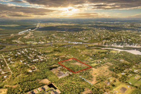 Commercial property in Stuart, Florida № 2190911 - photo 2