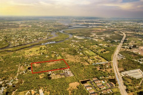 Commercial property in Stuart, Florida № 2190911 - photo 4