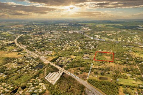 Commercial property in Stuart, Florida № 2190911 - photo 3