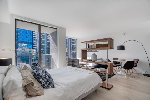 Condominio en venta en Miami, Florida, 50.63 m2 № 1766343 - foto 3