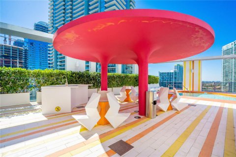 Condominio en venta en Miami, Florida, 50.63 m2 № 1766343 - foto 17