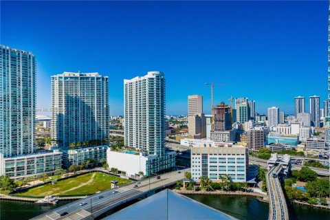 Condominio en venta en Miami, Florida, 50.63 m2 № 1766343 - foto 22