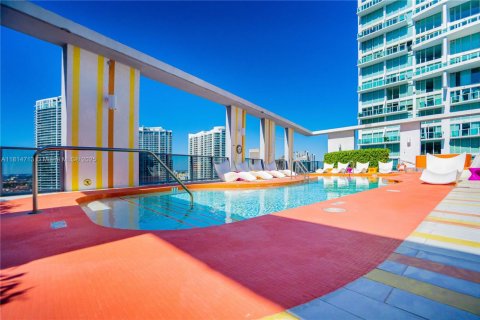 Condominio en venta en Miami, Florida, 50.63 m2 № 1766343 - foto 18