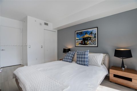 Condominio en venta en Miami, Florida, 50.63 m2 № 1766343 - foto 9