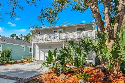 Casa en venta en Palm Harbor, Florida, 3 dormitorios, 170.94 m2 № 2110498 - foto 5