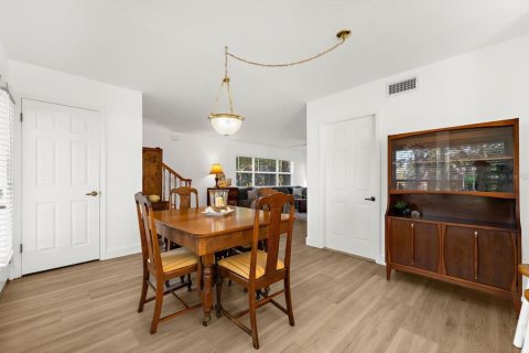 Casa en venta en Palm Harbor, Florida, 3 dormitorios, 170.94 m2 № 2110498 - foto 19