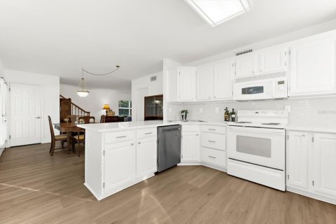Casa en venta en Palm Harbor, Florida, 3 dormitorios, 170.94 m2 № 2110498 - foto 25