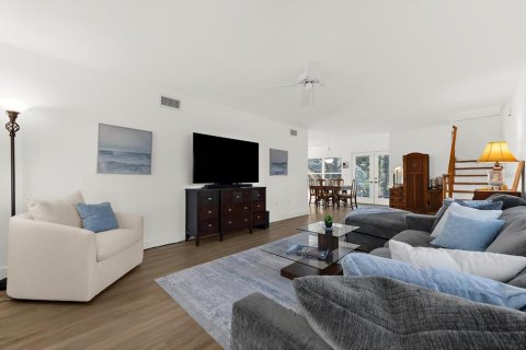 Casa en venta en Palm Harbor, Florida, 3 dormitorios, 170.94 m2 № 2110498 - foto 12