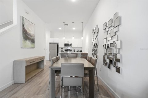 Купить таунхаус в Дэвенпорт, Флорида 7 комнат, 187.66м2, № 2207171 - фото 6