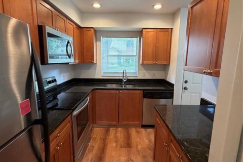 Copropriété à louer à Orlando, Floride: 3 chambres, 102.1 m2 № 2399350 - photo 4