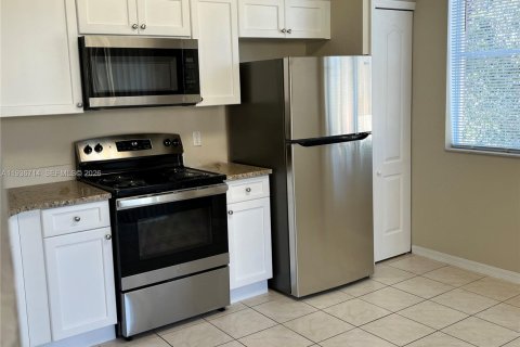 Casa en venta en Palm Beach Gardens, Florida, 2 dormitorios, 130.34 m2 № 1995111 - foto 12