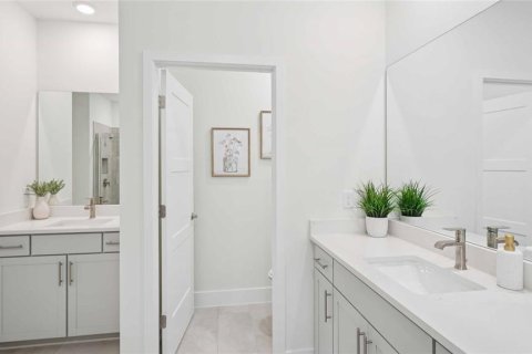 Casa en venta en Weeki Wachee, Florida, 4 dormitorios, 307.79 m2 № 2217434 - foto 24