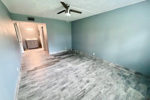 Copropriété à louer à Pompano Beach, Floride: 2 chambres, 88.26 m2 № 2439226 - photo 14