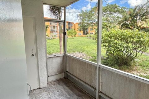Copropriété à louer à Pompano Beach, Floride: 2 chambres, 88.26 m2 № 2439226 - photo 24