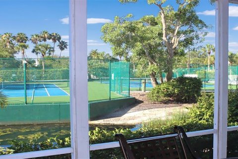 Copropriété à louer à Sarasota, Floride: 2 chambres, 89.09 m2 № 842635 - photo 12
