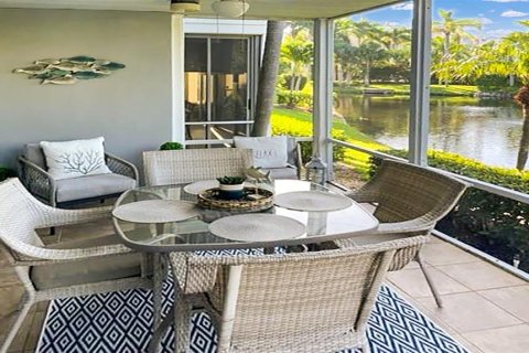 Copropriété à louer à Sarasota, Floride: 2 chambres, 89.09 m2 № 842635 - photo 2