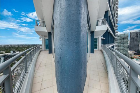 Купить кондоминиум в Майами, Флорида 3 спальни, 224.36м2, № 2145917 - фото 21