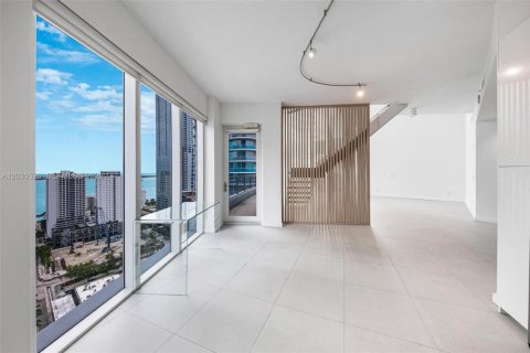 Купить кондоминиум в Майами, Флорида 3 спальни, 224.36м2, № 2145917 - фото 13