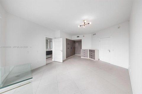 Купить кондоминиум в Майами, Флорида 3 спальни, 224.36м2, № 2145917 - фото 28