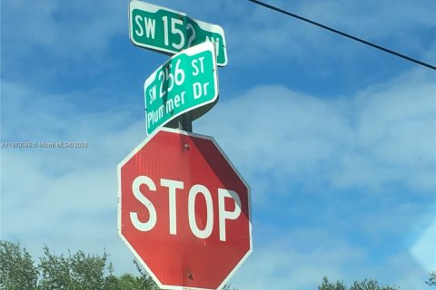 Commercial property in Homestead, Florida № 2013162 - photo 4