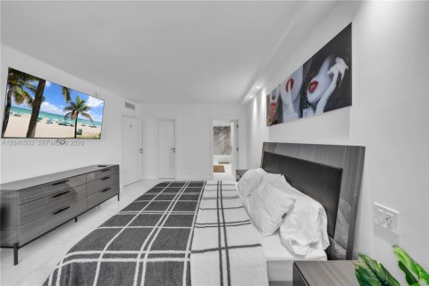 Copropriété à louer à Hallandale Beach, Floride: 2 chambres, 118.45 m2 № 2086972 - photo 22