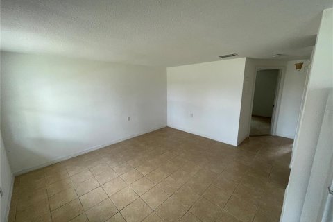 Apartment in New Port Richey, Florida 2 bedrooms, 66.89 sq.m. № 1913054 - photo 18