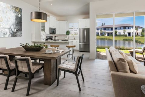 Casa en venta en Palm Beach, Florida, 3 dormitorios, 215 m2 № 32646 - foto 1
