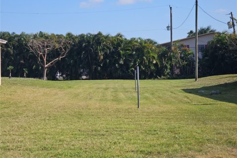 Land in Hollywood, Florida № 1699478 - photo 1