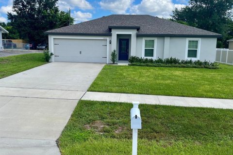 Villa ou maison à vendre à Deltona, Floride: 3 chambres, 117.43 m2 № 2436682 - photo 17