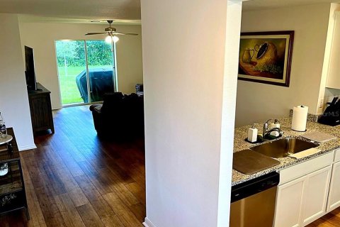 Villa ou maison à vendre à Deltona, Floride: 3 chambres, 117.43 m2 № 2436682 - photo 3