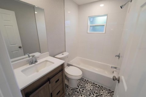 Villa ou maison à vendre à Bradenton, Floride: 3 chambres, 110.18 m2 № 1326917 - photo 18