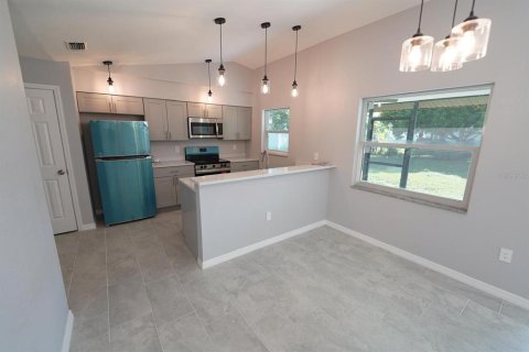 Villa ou maison à vendre à Bradenton, Floride: 3 chambres, 110.18 m2 № 1326917 - photo 9