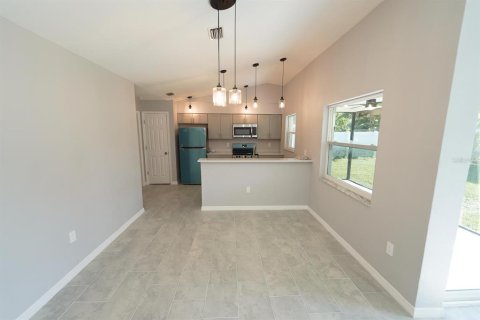 Villa ou maison à vendre à Bradenton, Floride: 3 chambres, 110.18 m2 № 1326917 - photo 8