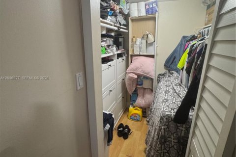 Купить кондоминиум в Майами, Флорида 2 спальни, 95.69м2, № 2084459 - фото 19