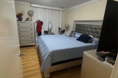 Купить кондоминиум в Майами, Флорида 2 спальни, 95.69м2, № 2084459 - фото 16