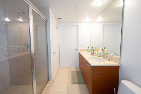 Copropriété à vendre à Miami, Floride: 3 chambres, 166.2 m2 № 2010245 - photo 14