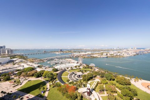 Copropriété à vendre à Miami, Floride: 3 chambres, 166.2 m2 № 2010245 - photo 21