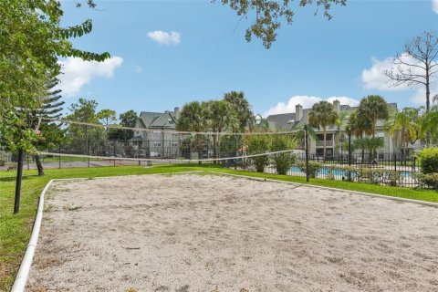 Condo in Orlando, Florida, 2 bedrooms  № 2379376 - photo 17