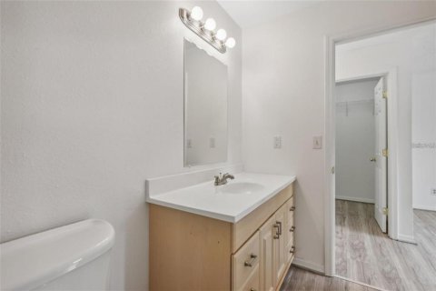 Condo in Orlando, Florida, 2 bedrooms  № 2379376 - photo 7