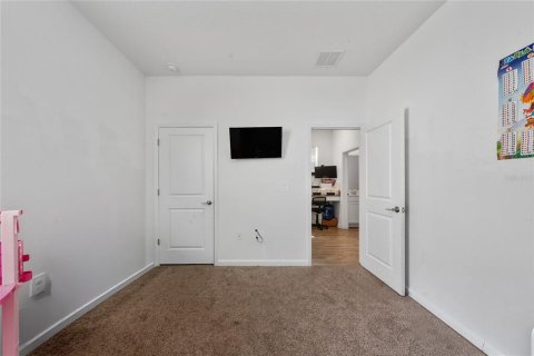 House in Kissimmee, Florida 4 bedrooms, 189.89 sq.m. № 2314766 - photo 24