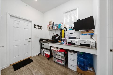 House in Kissimmee, Florida 4 bedrooms, 189.89 sq.m. № 2314766 - photo 27