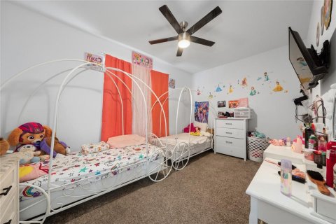 House in Kissimmee, Florida 4 bedrooms, 189.89 sq.m. № 2314766 - photo 13