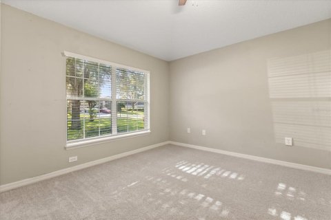 Casa en venta en Sorrento, Florida, 4 dormitorios, 214.6 m2 № 1884453 - foto 12