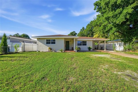 Villa ou maison à vendre à Tampa, Floride: 3 chambres, 168.99 m2 № 2208971 - photo 2