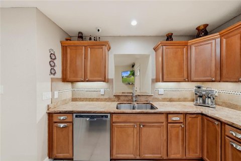 Villa ou maison à vendre à Tampa, Floride: 3 chambres, 168.99 m2 № 2208971 - photo 19