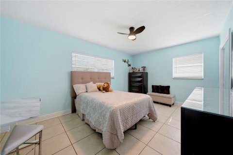 Villa ou maison à vendre à Tampa, Floride: 3 chambres, 168.99 m2 № 2208971 - photo 24