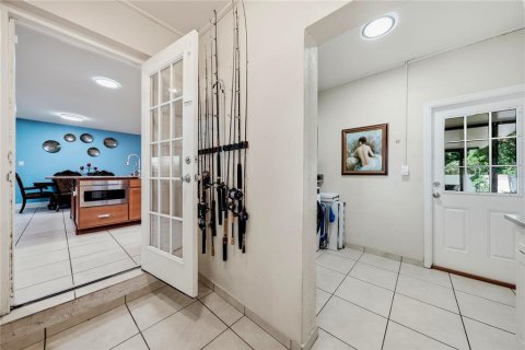Villa ou maison à vendre à Tampa, Floride: 3 chambres, 168.99 m2 № 2208971 - photo 8