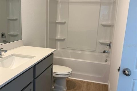 Townhouse in Davenport, Florida 3 bedrooms, 160.16 sq.m. № 2379045 - photo 16